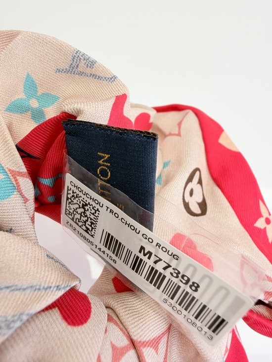 Louis Vuitton NWT Scrunchie M77398 Game On Chouchou Trop main image 4